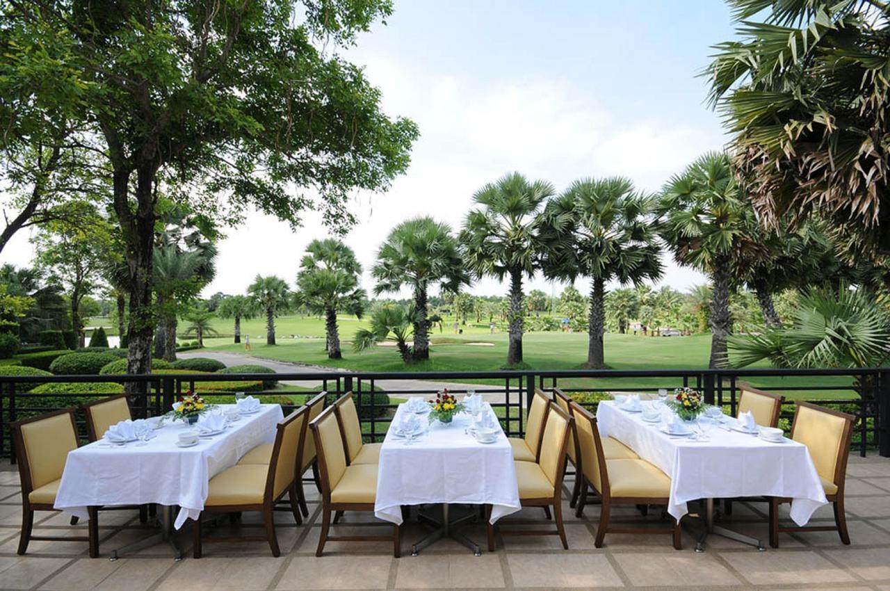 Nakhon Chai Si Suwan Golf & Country Clubゲストハウス エクステリア 写真