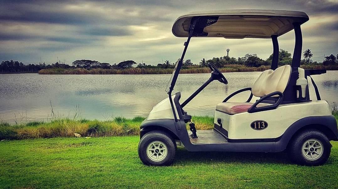 Nakhon Chai Si Suwan Golf & Country Clubゲストハウス エクステリア 写真